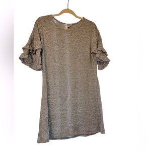 Ruffle sleeve dress NWOT- grey large